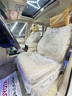 تۆیۆتا لاند کروزەر